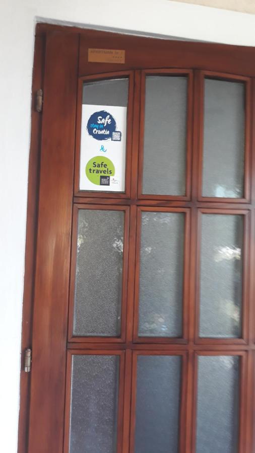 Apartment Branko With Free Parking Ičići Екстериор снимка